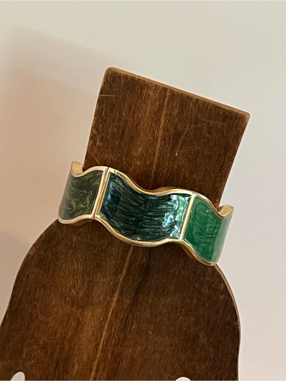 Vintage Hinged Enamel Bracelet